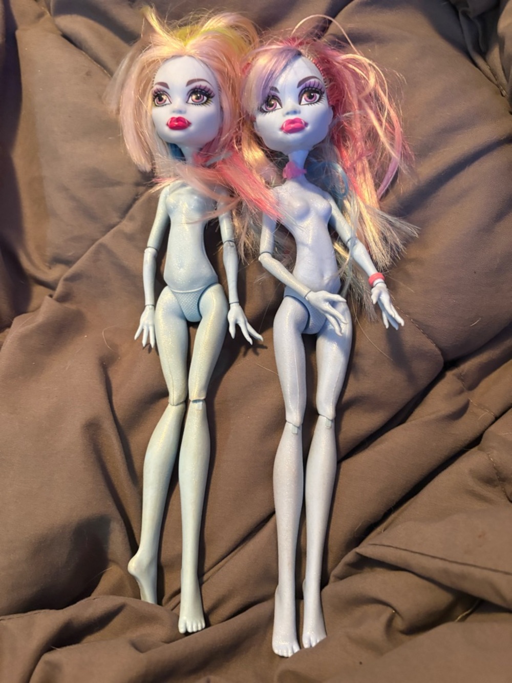 2 Abbey Bominable Monster High Dolls